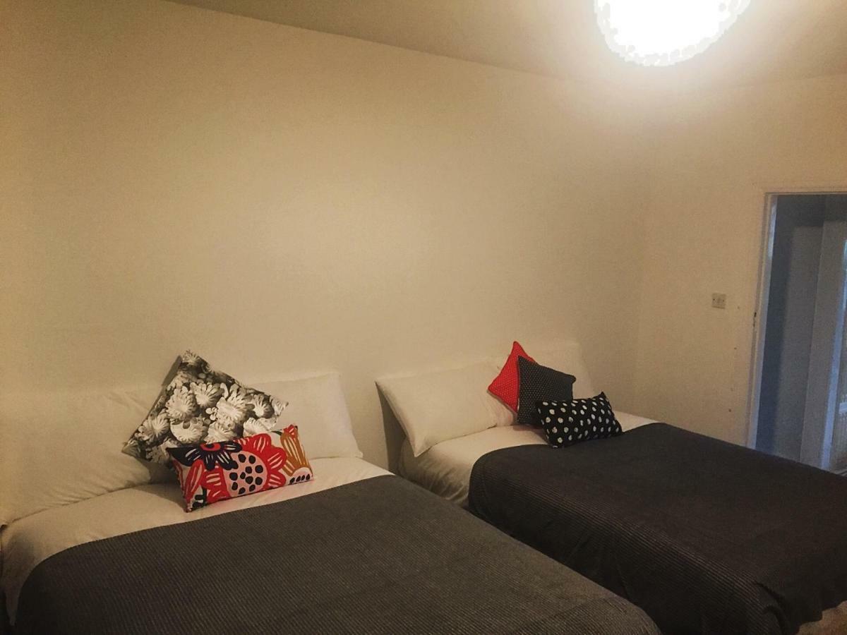North London Cottage ภายนอก รูปภาพ